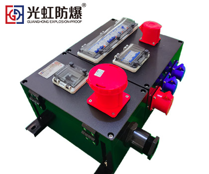 <b>FXX-S防水防尘防腐三防电源检修插座箱</b>
